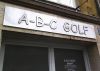 ABC Golf in Mnchen, Lacktechnik fr Hintergrund, aufgesetzte Buchstaben aus V4a und Acryl
Aussenwerbung Werbetechnik Hartl